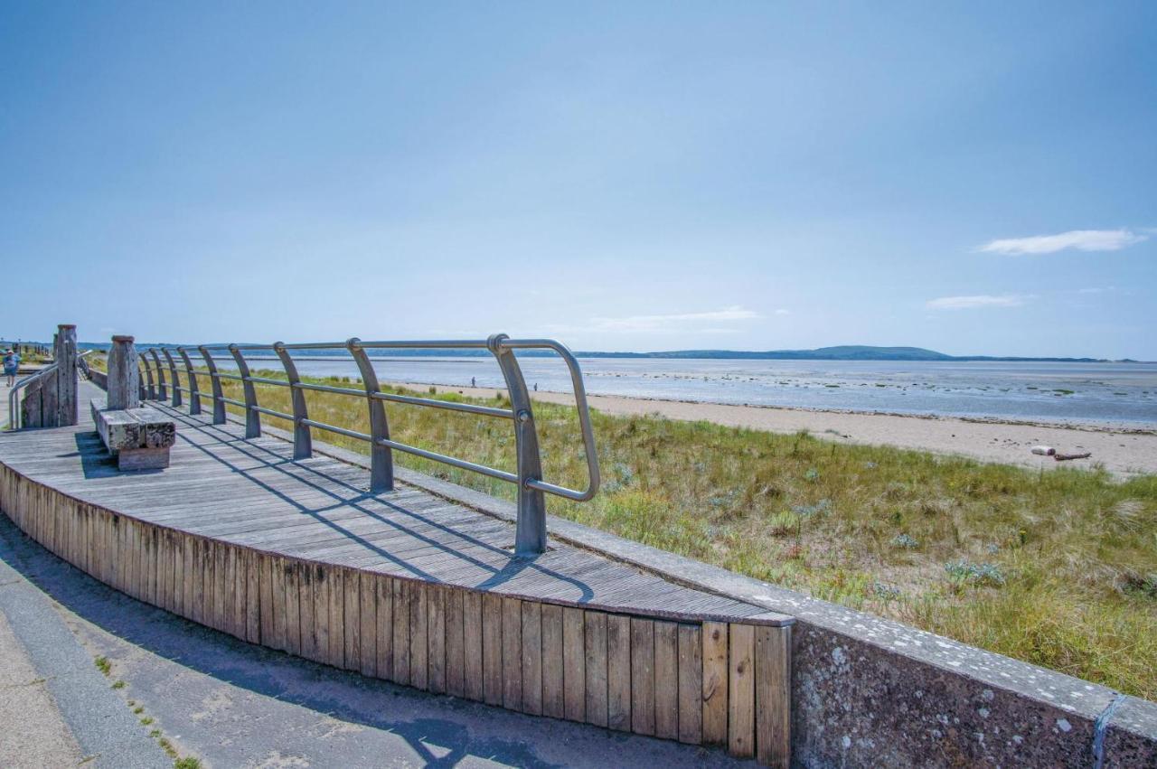 View - 2 Bedroom -
