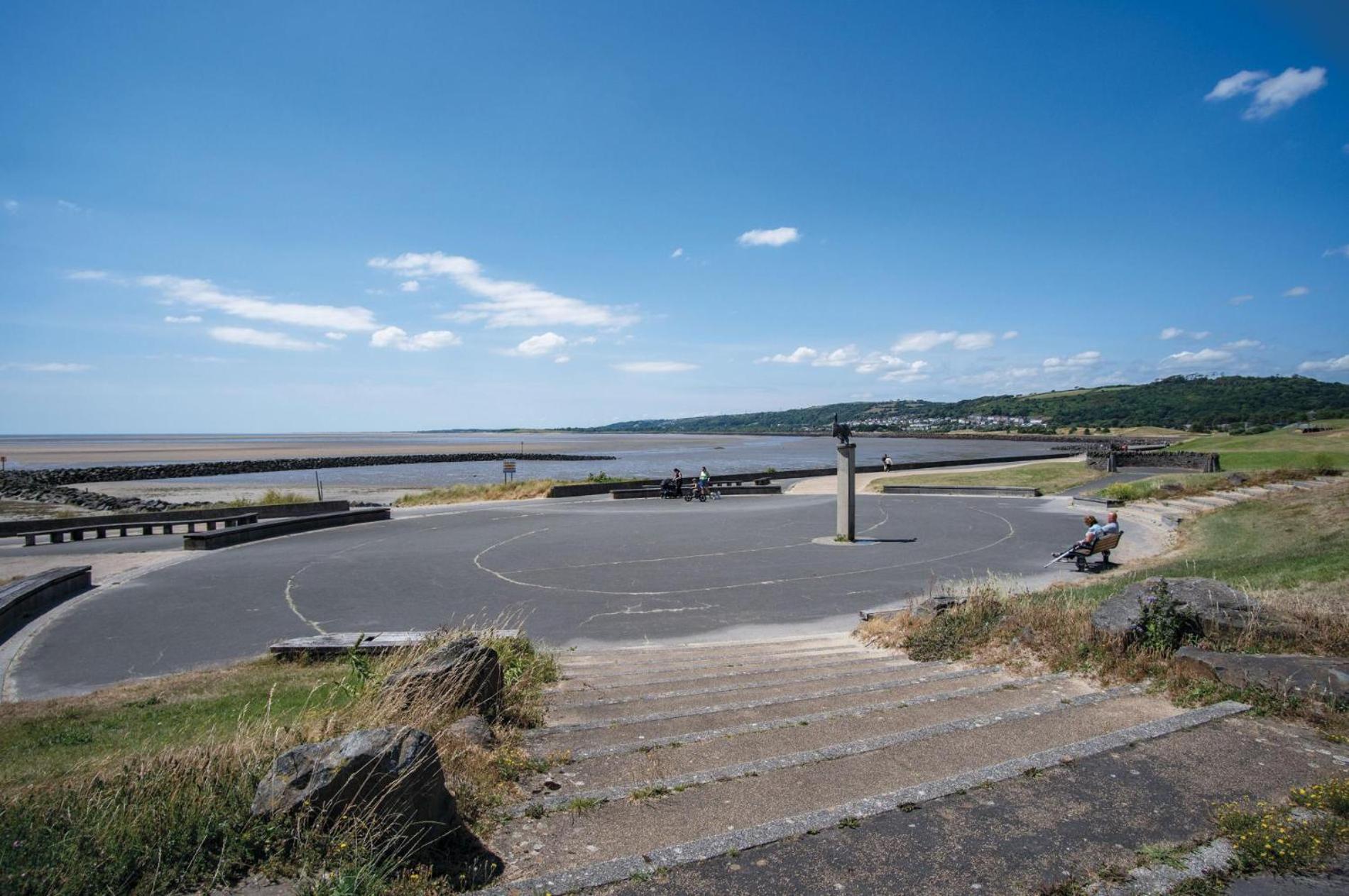 View - 2 Bedroom -
