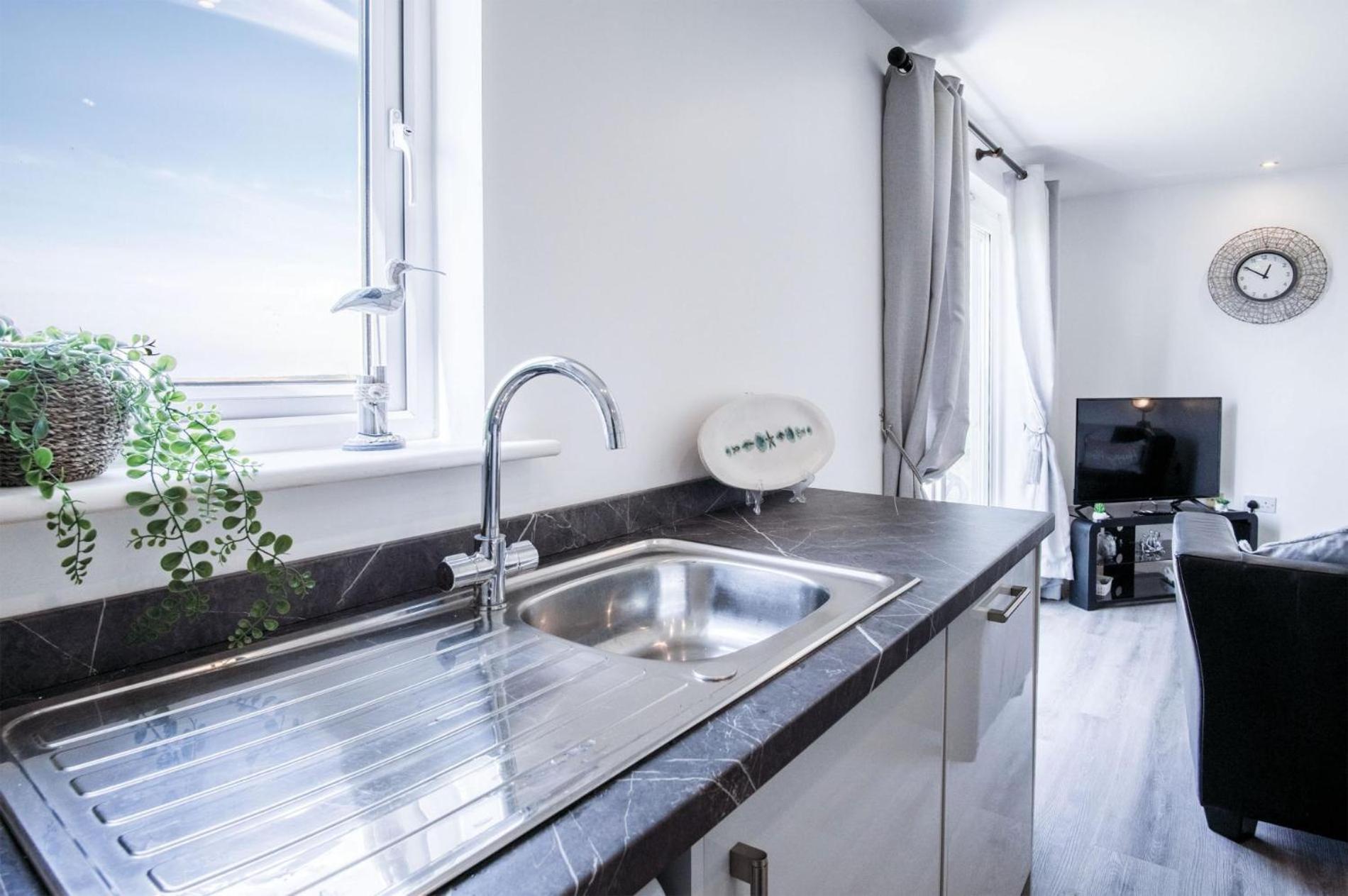 Apartment View - 2 Bedroom - Llanelli