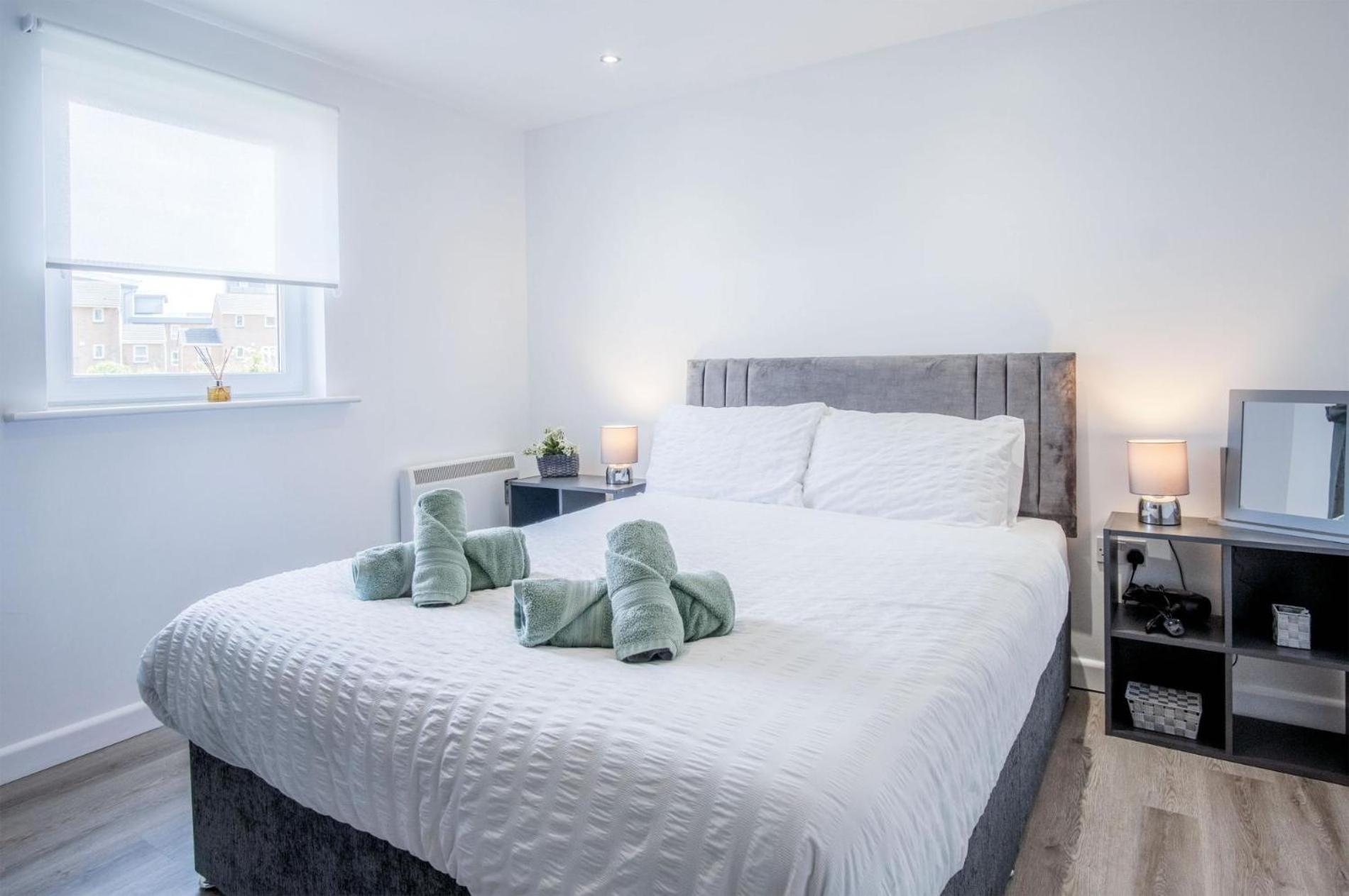 View - 2 Bedroom - *