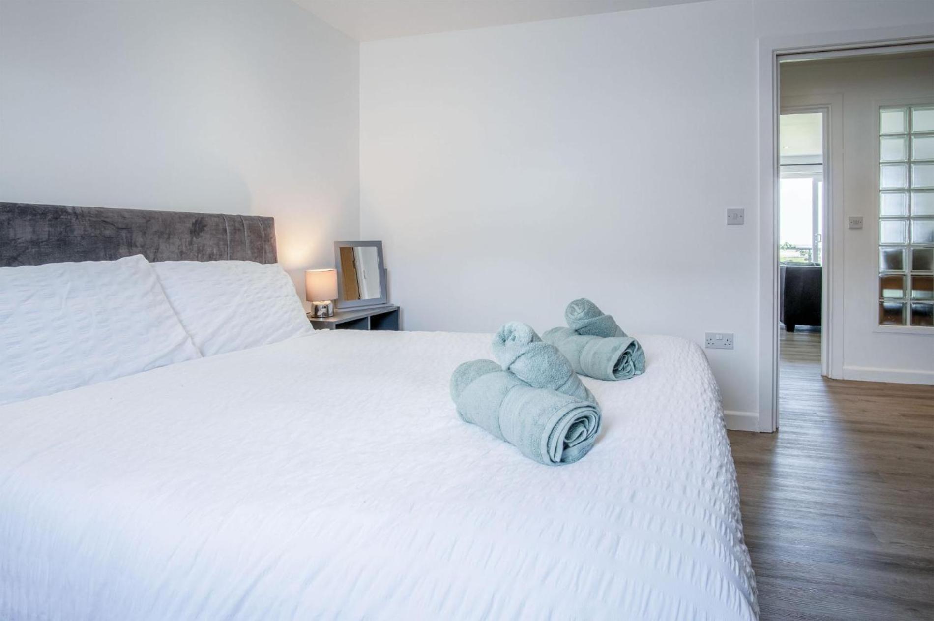 View - 2 Bedroom -